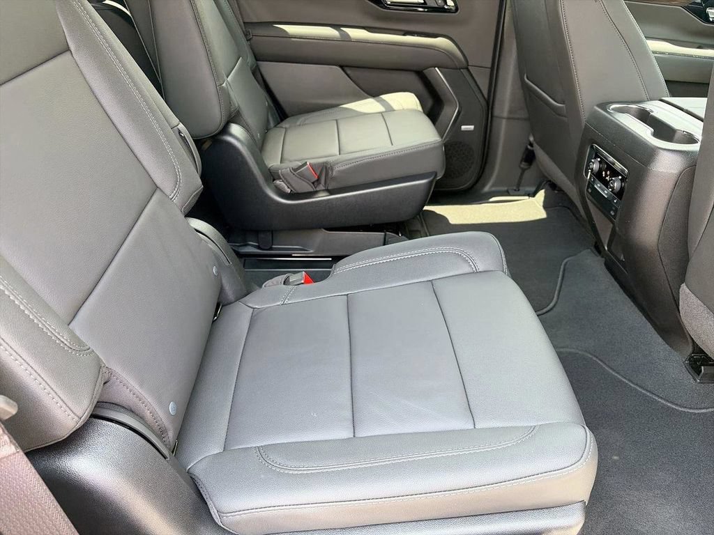 New 2026 Chevrolet Tahoe Z71 w/ Comfort Package AWD/4WD image 15