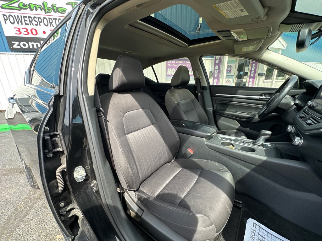Used 2019 Nissan Altima 2.5 SV FWD image 18