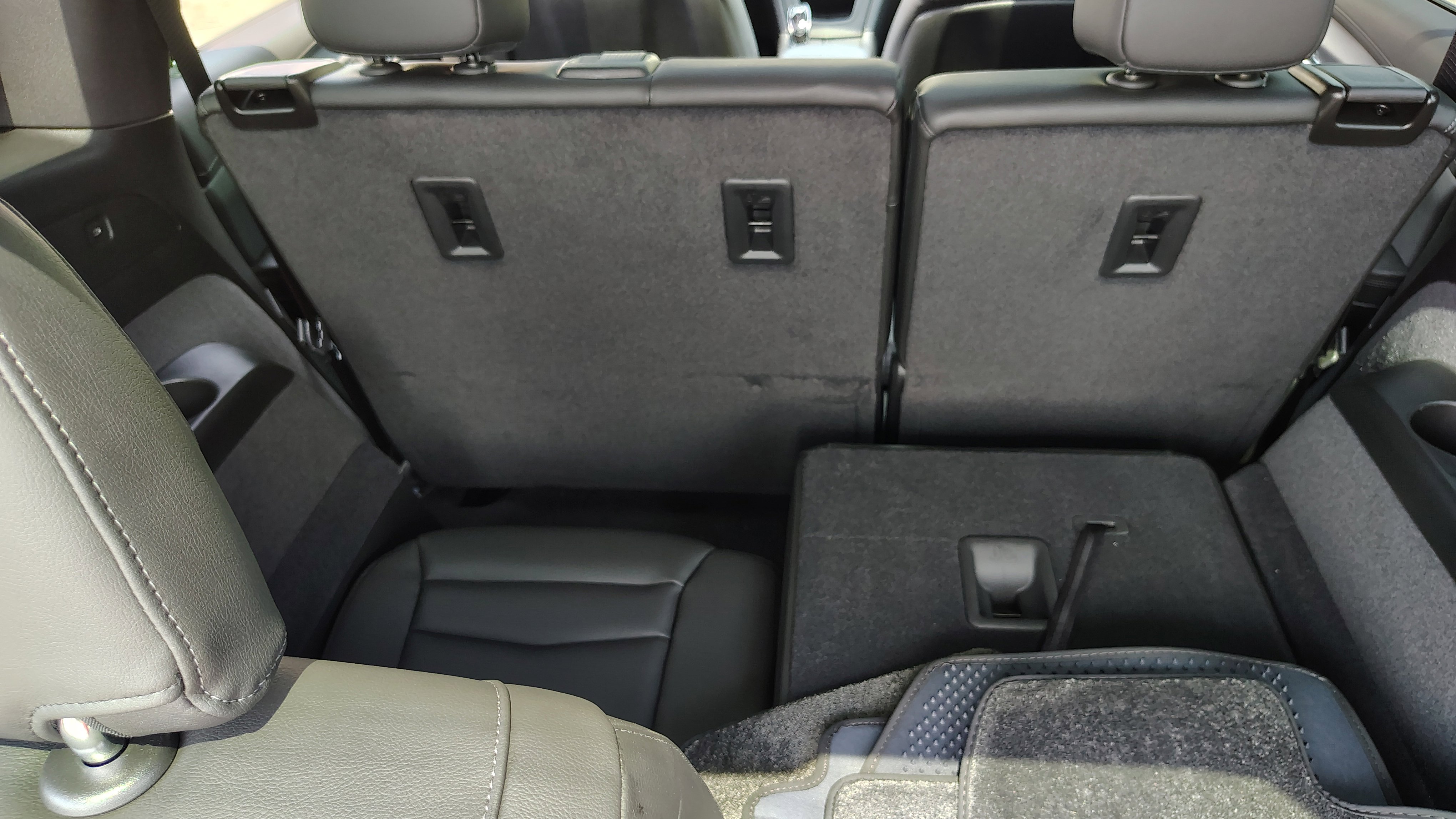 New 2025 Cadillac XT6 Luxury w/ LPO, Premium Carpet Package image 39