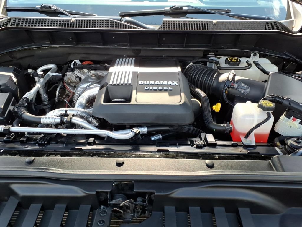 Certified 2023 Chevrolet Silverado 1500 High Country w/ Technology Package AWD/4WD image 30