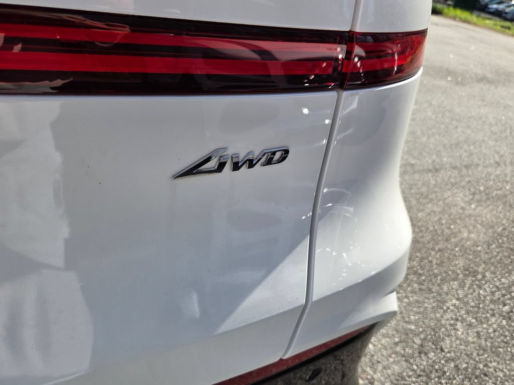 New 2026 Genesis GV70 2.5T Sport Prestige AWD/4WD image 8