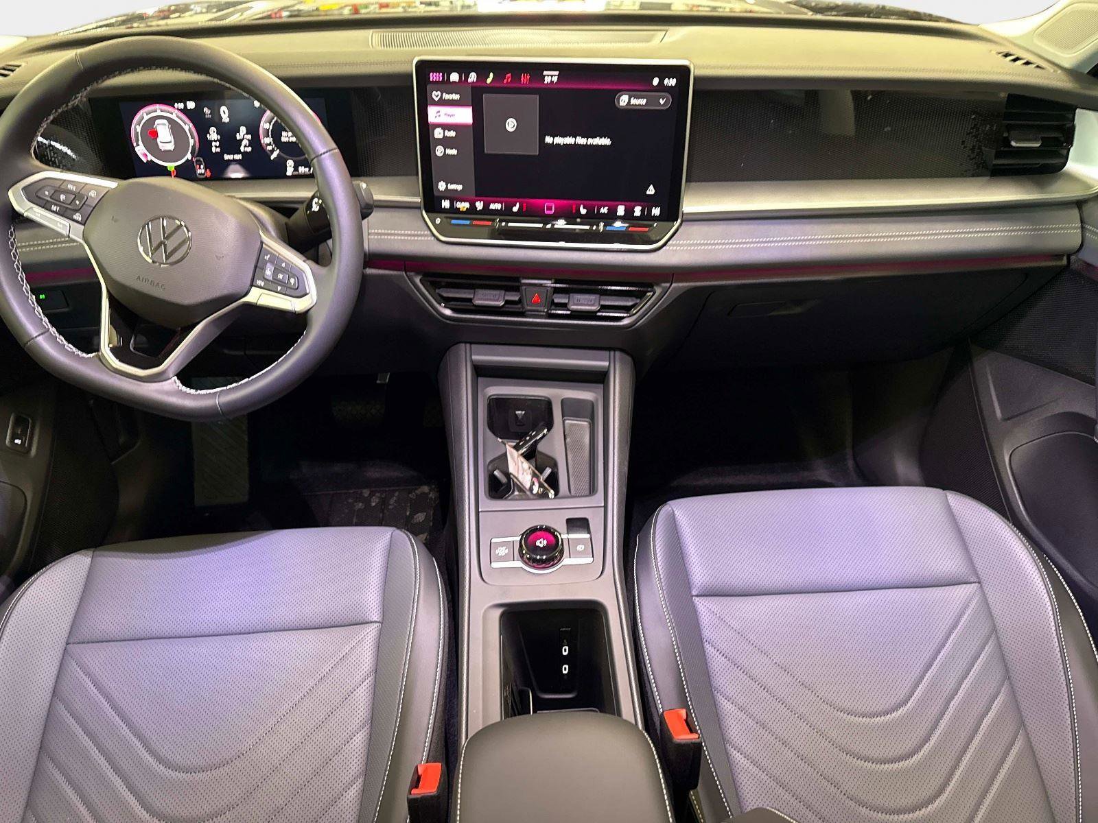 New 2026 Volkswagen Tiguan SE image 16