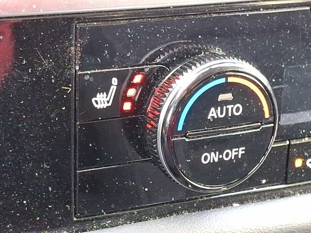 Used 2024 Nissan Pathfinder SV image 11