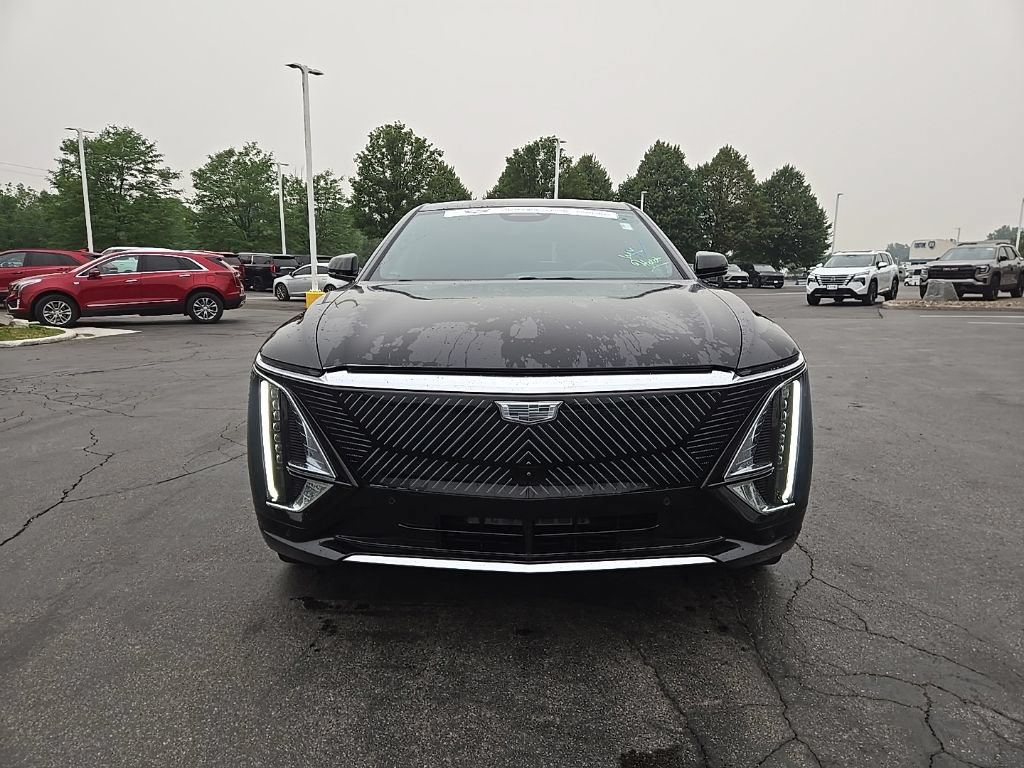 Certified 2024 Cadillac Lyriq Tech w/ Driver Assist Package AWD/4WD image 9