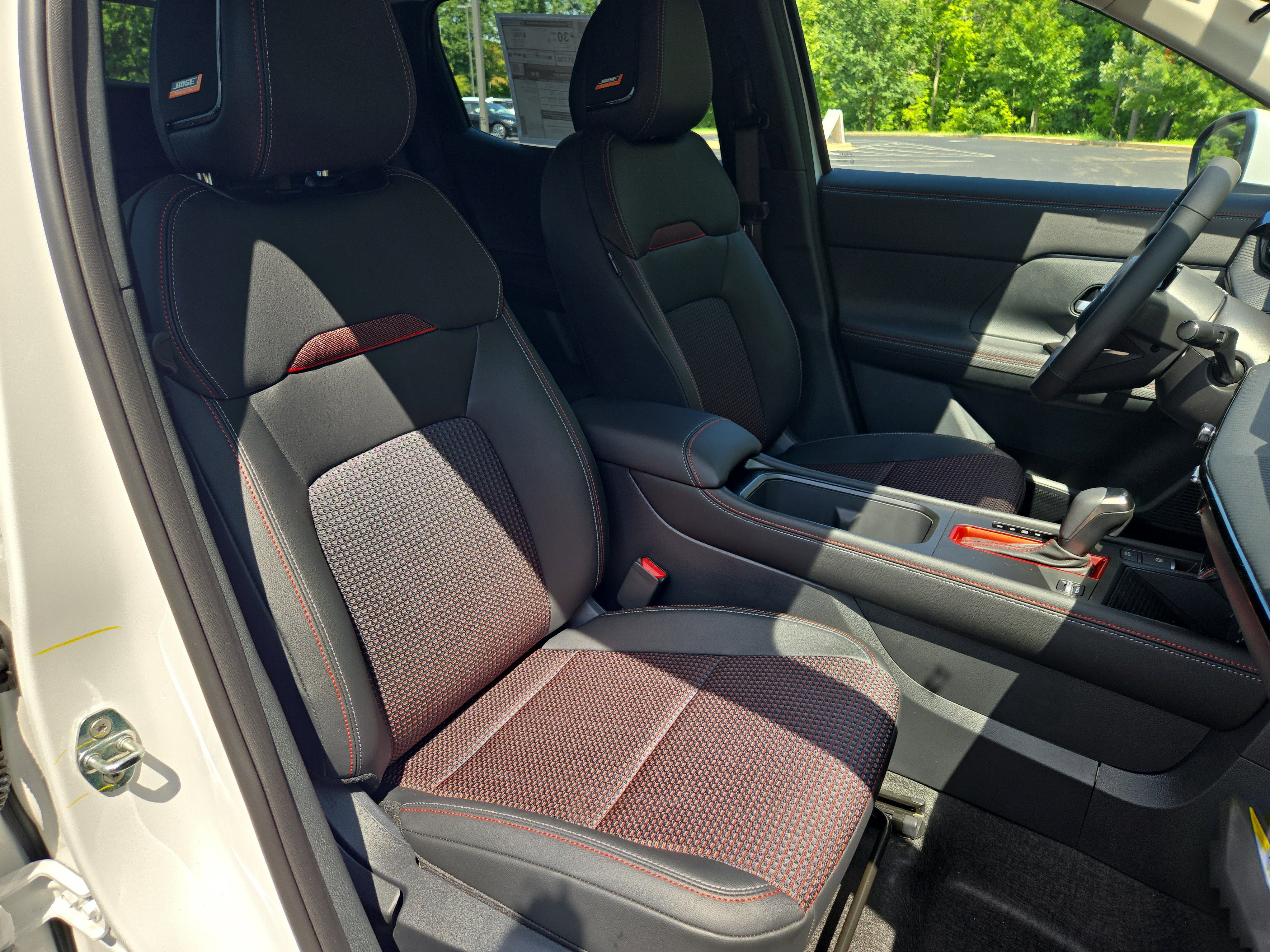 New 2025 Nissan Kicks SR w/ SR Premium Package image 14