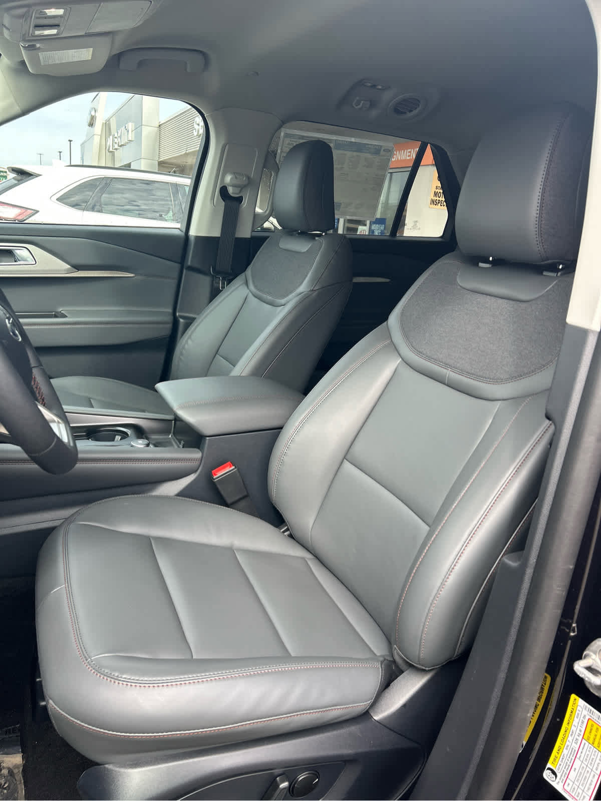 New 2026 Ford Explorer Active w/ Active Comfort Package image 10