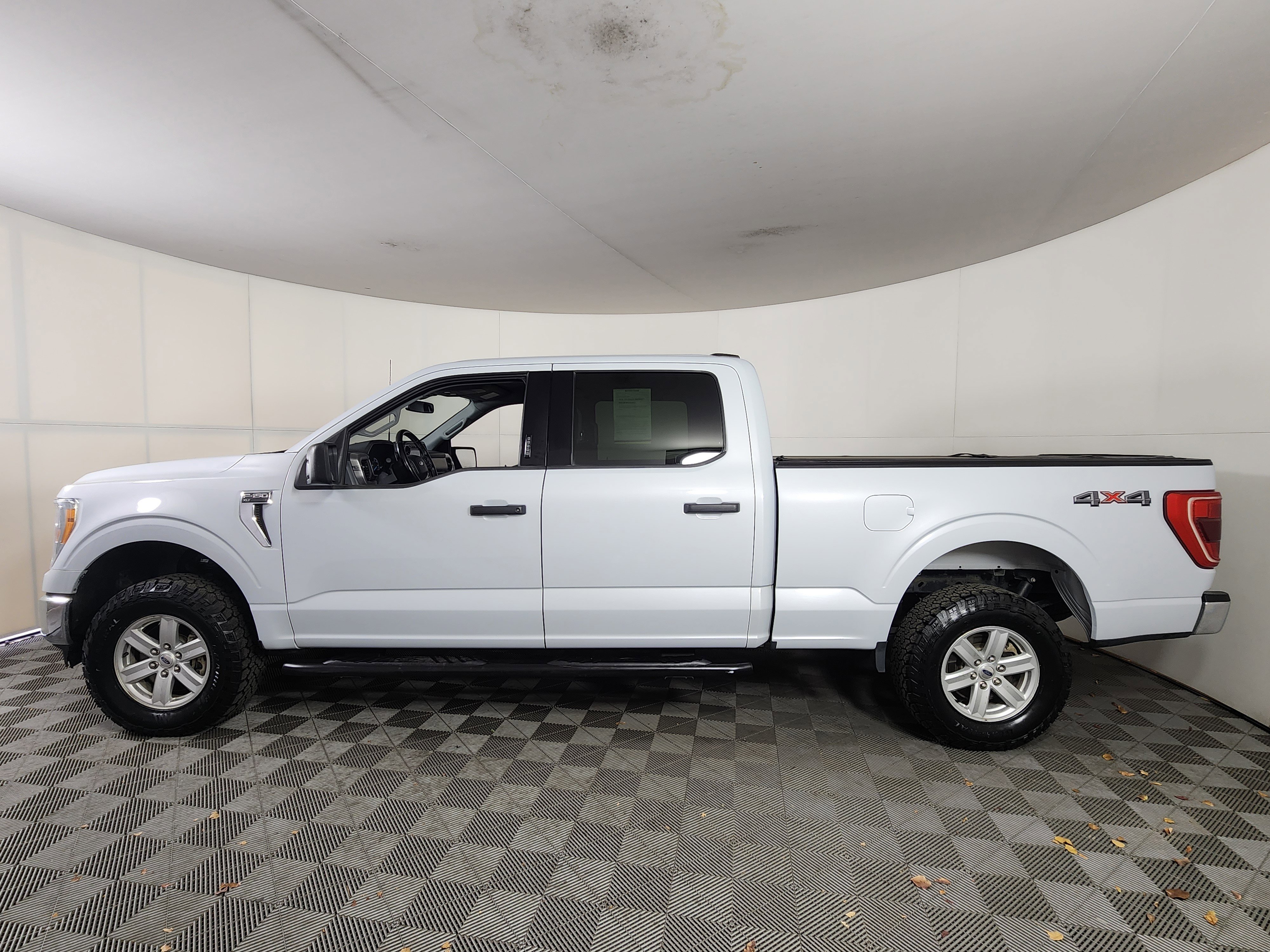 Used 2022 Ford F150 XLT w/ Equipment Group 301A Mid image 4