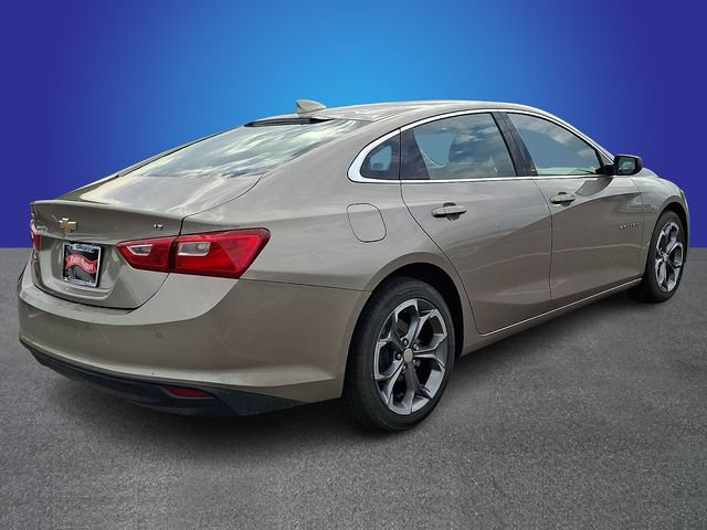 Used 2023 Chevrolet Malibu LT w/ Driver Confidence Package FWD image 4