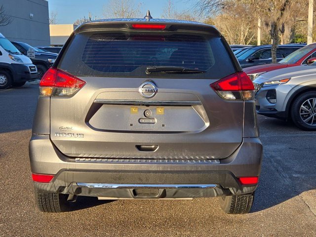 Used 2018 Nissan Rogue S image 4
