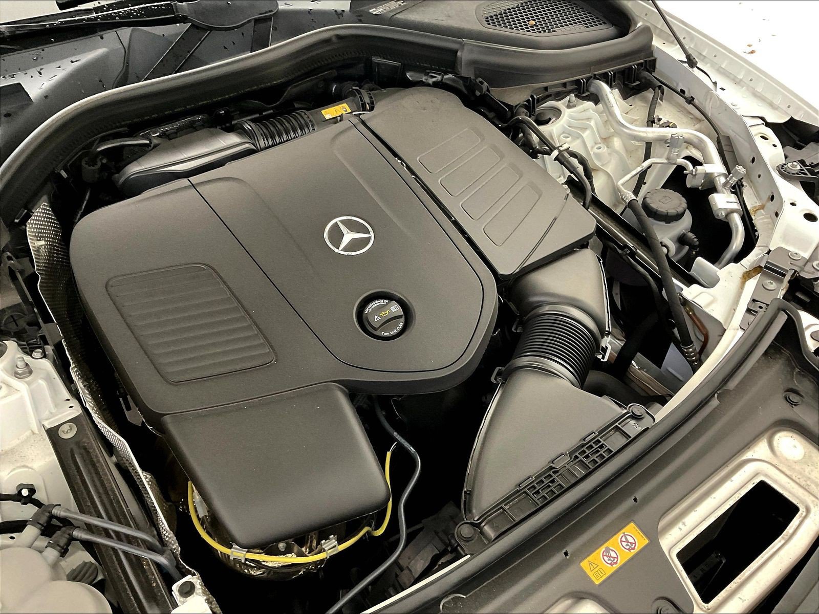 Used 2026 Mercedes-Benz GLC 300 4MATIC image 31