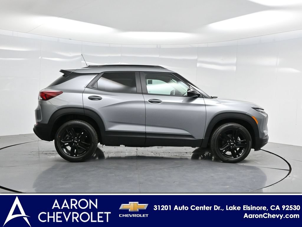New 2026 Chevrolet TrailBlazer LT w/ Midnight Edition FWD image 39