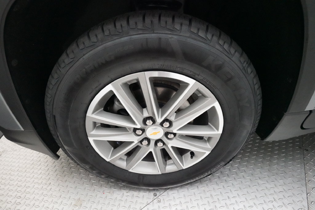 Used 2023 Chevrolet Traverse LT w/ LPO, Floor Liner Package AWD/4WD image 25