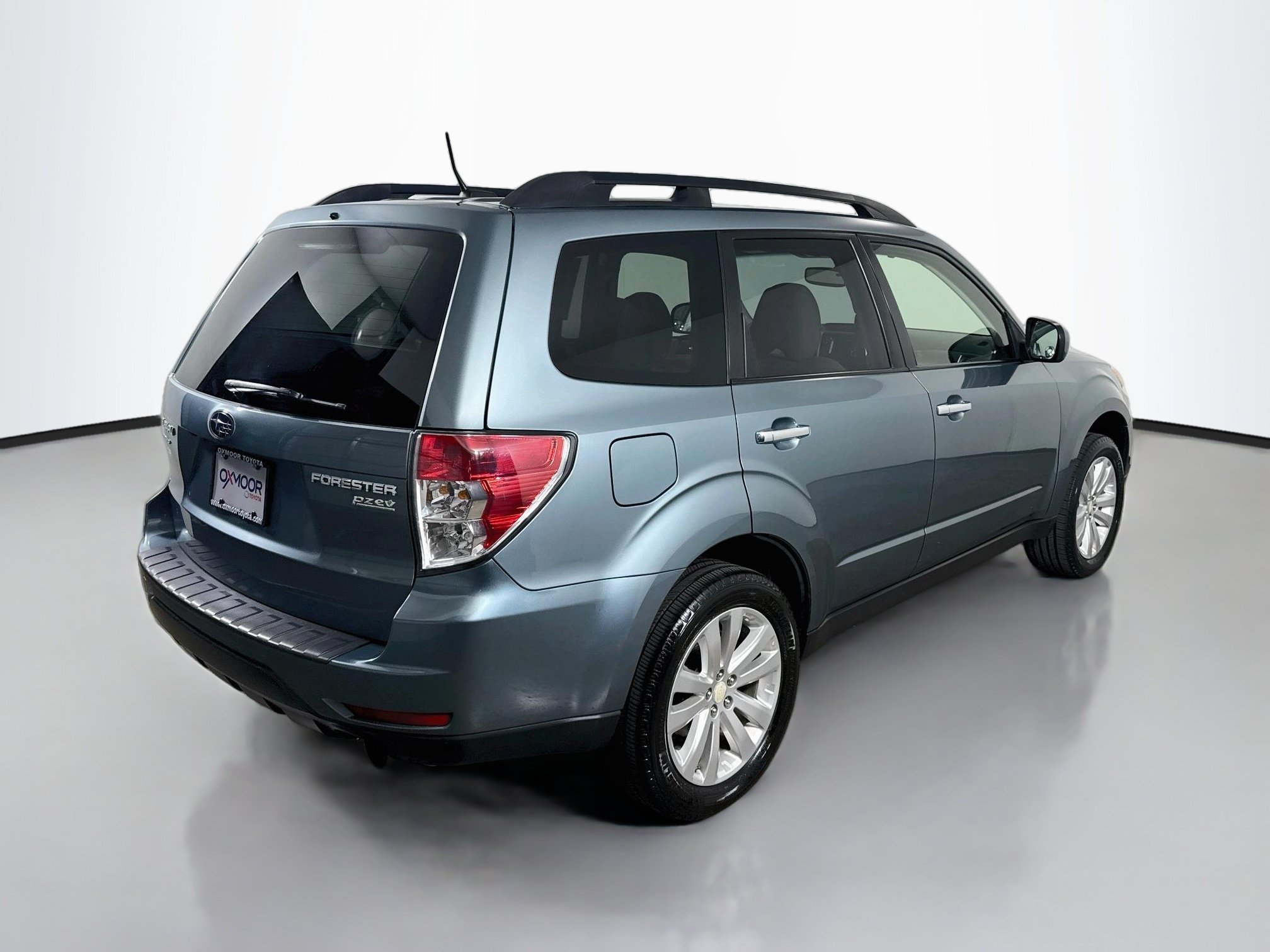 Used 2012 Subaru Forester 2.5X Limited AWD/4WD image 7
