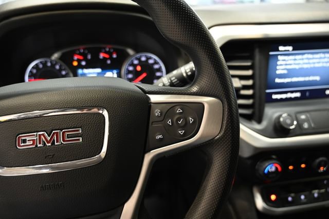 Used 2021 GMC Acadia SLE w/ Driver Convenience Package FWD image 24