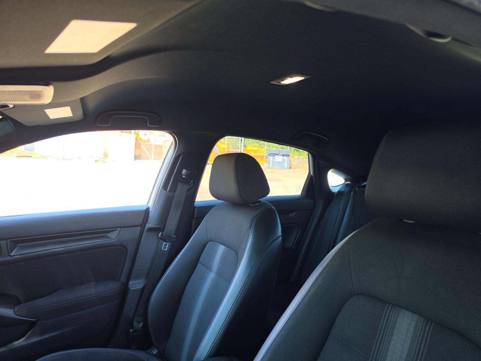 Used 2023 Honda Civic Sport image 9