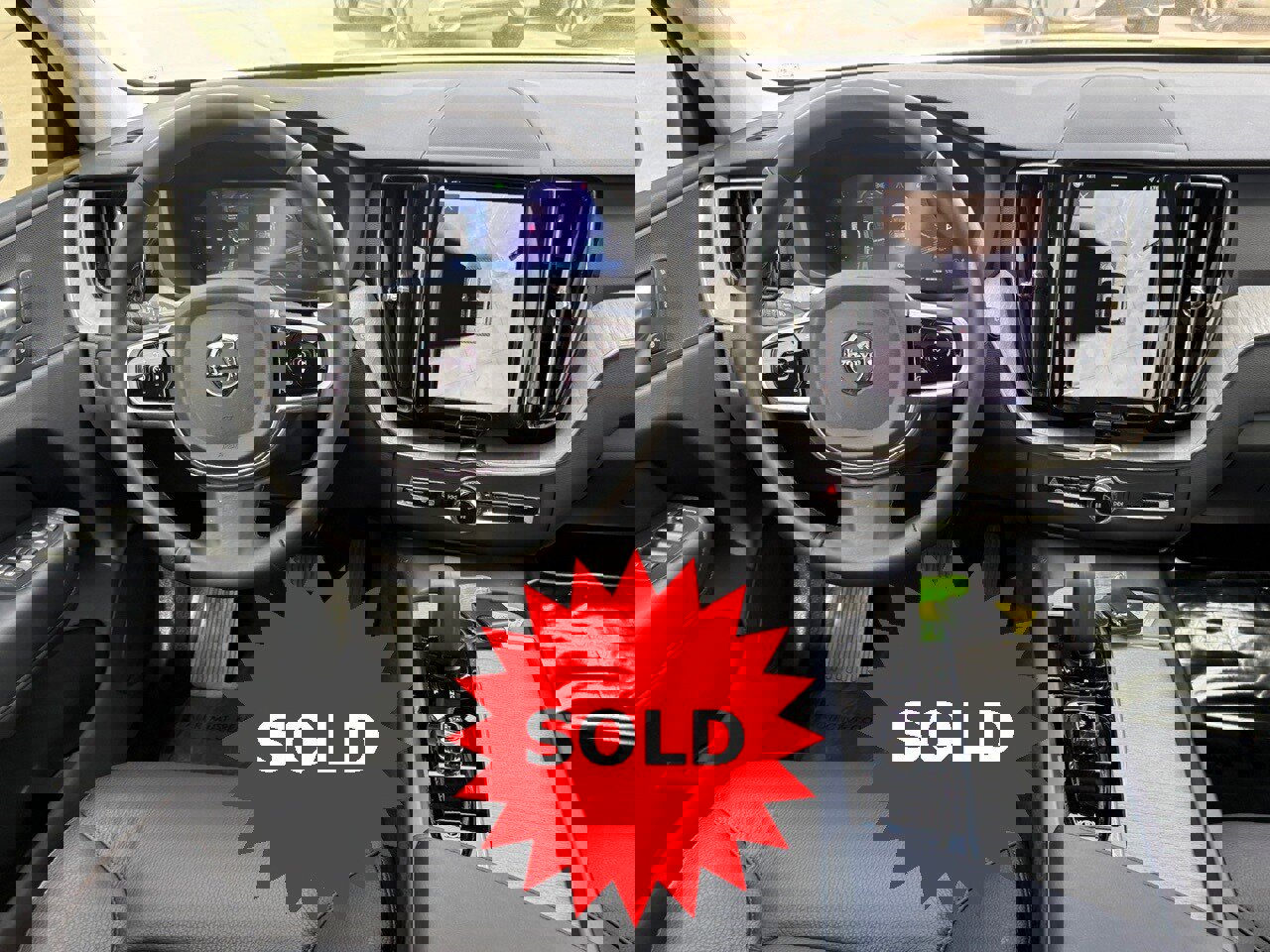 Used 2025 Volvo XC60 B5 Plus w/ Climate Package image 14