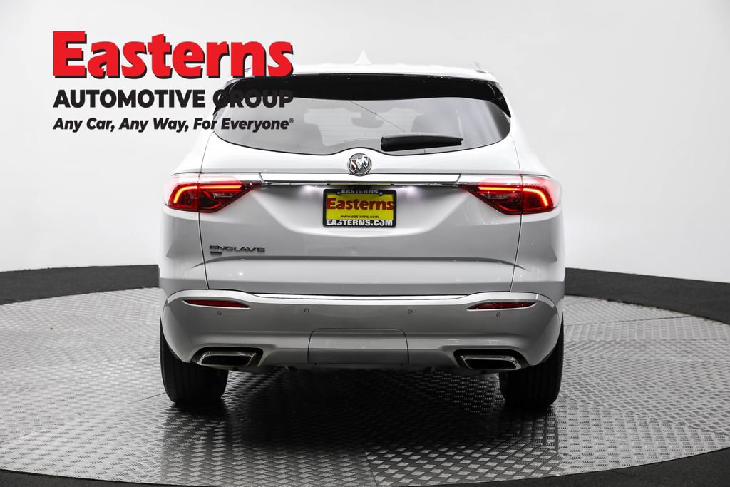 Used 2024 Buick Enclave Premium image 6