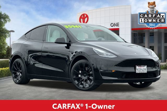 Used 2023 Tesla Model Y Long Range AWD/4WD image 2