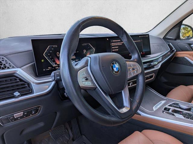 Used 2023 BMW X7 xDrive40i w/ Premium Package image 8