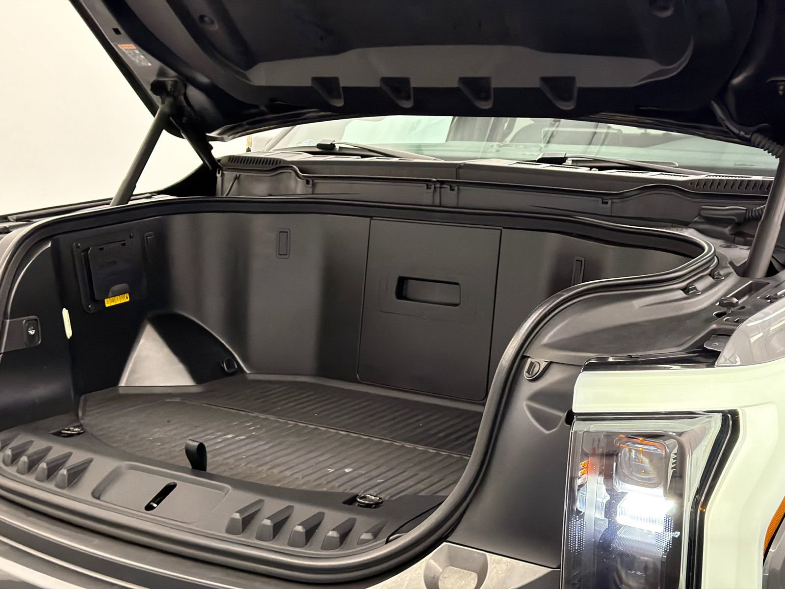 Used 2023 Ford F150 Lightning Lariat w/ Tow Technology Package image 14