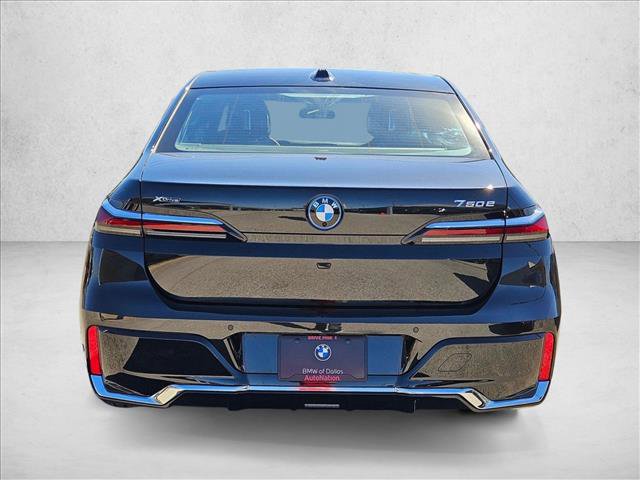 New 2025 BMW 750e xDrive AWD/4WD image 8