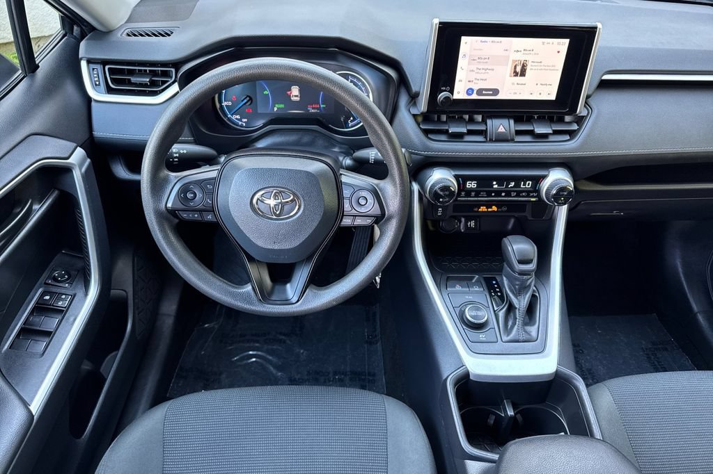 Certified 2024 Toyota RAV4 LE AWD/4WD image 13