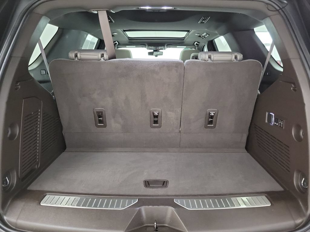 Certified 2021 Chevrolet Tahoe Z71 w/ Z71 Signature Package AWD/4WD image 24