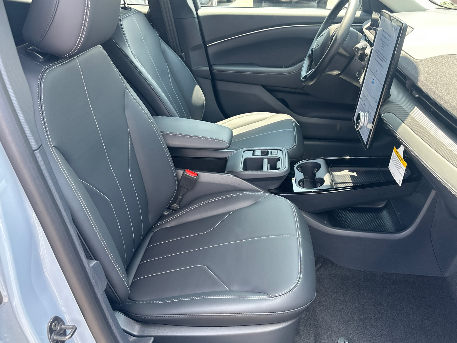 New 2026 Ford Mustang Mach-E Select w/ Comfort Package Lite RWD image 14