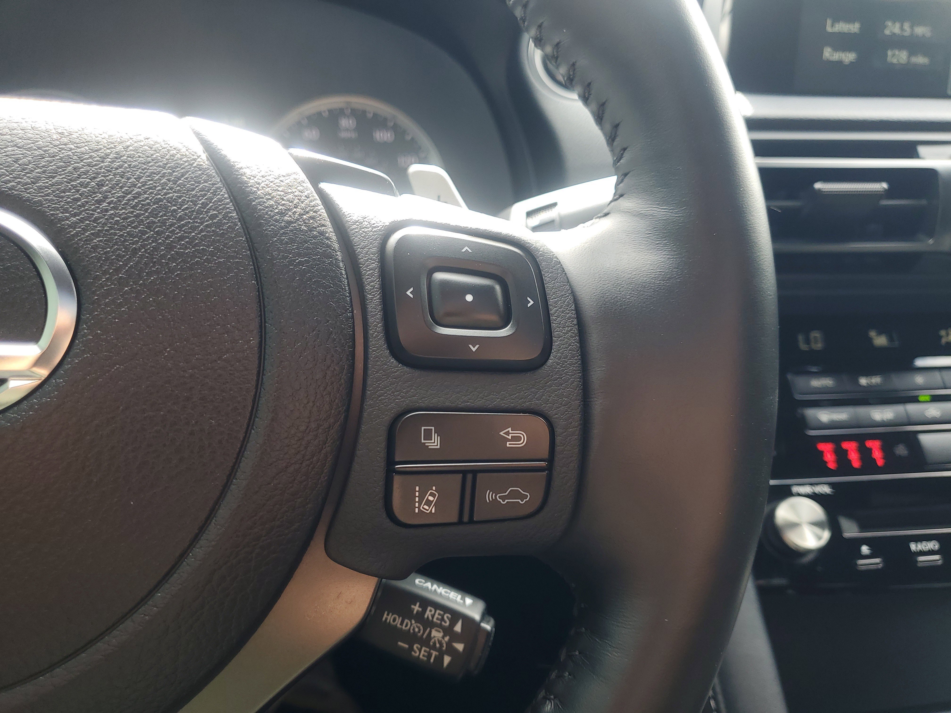 Used 2025 Lexus IS 300 w/ Premium Package RWD image 26