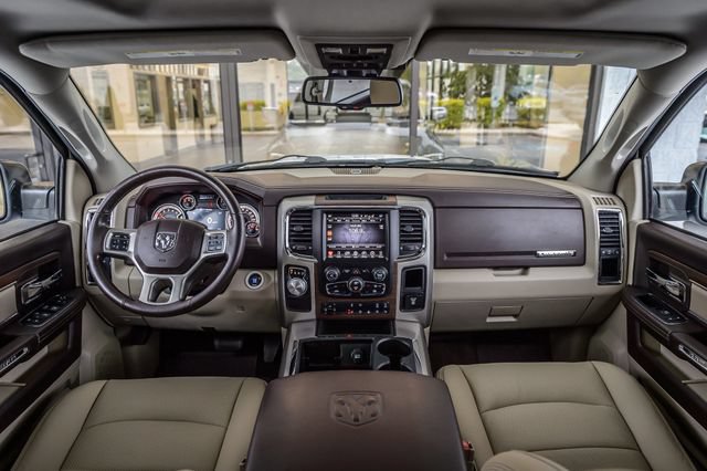 Used 2015 RAM 1500 Laramie w/ Convenience Group RWD image 3