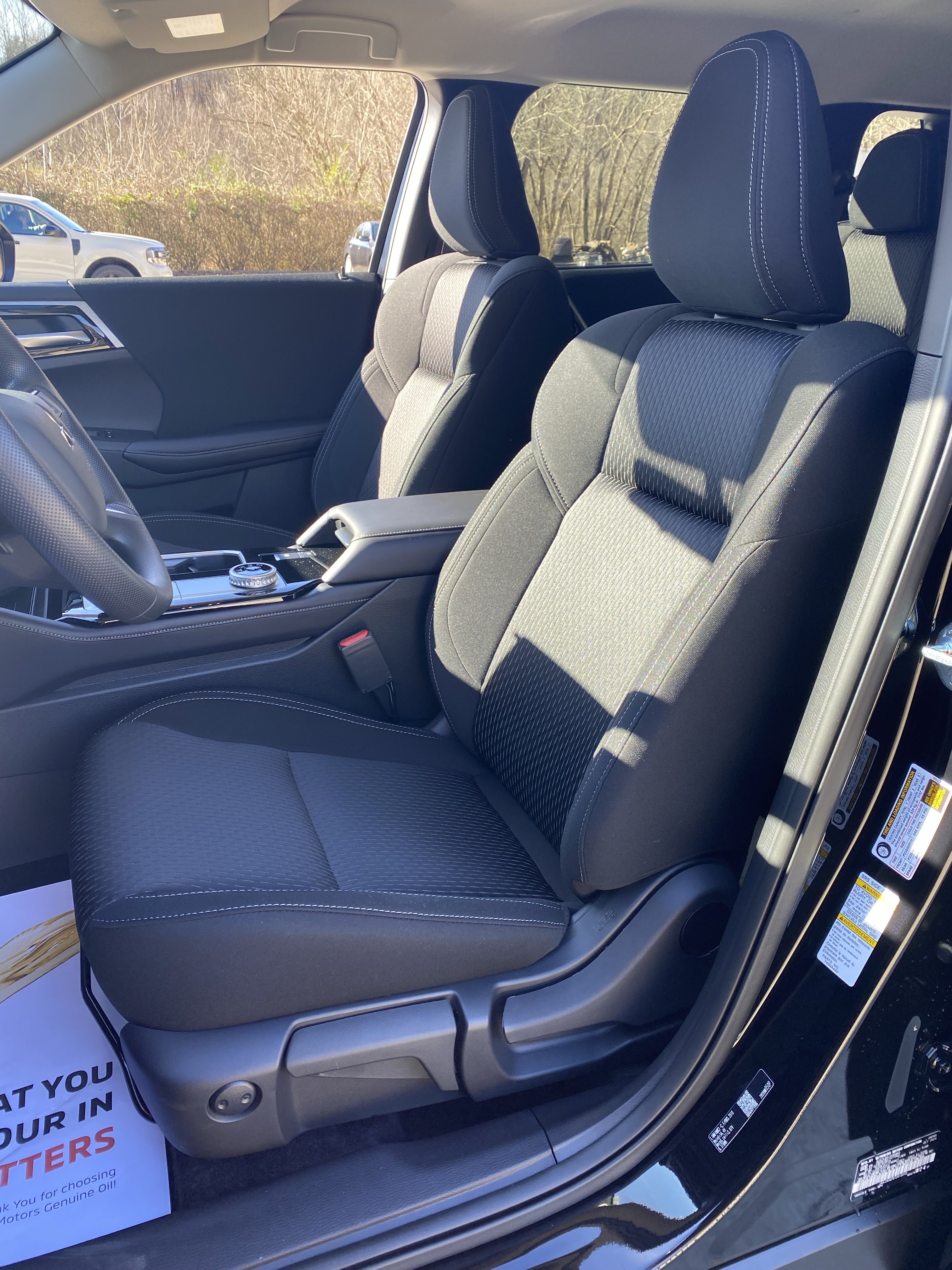 New 2026 Mitsubishi Outlander ES FWD image 4
