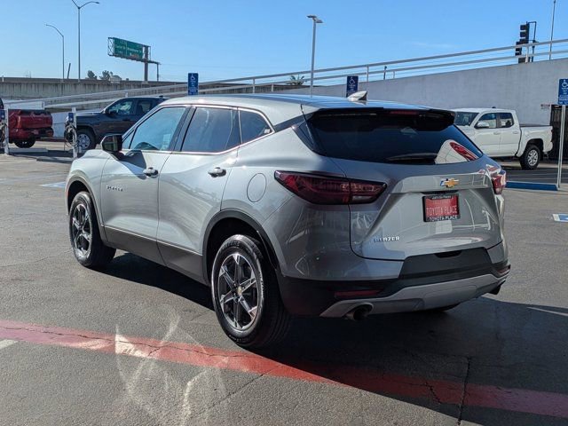Used 2025 Chevrolet Blazer LT image 11
