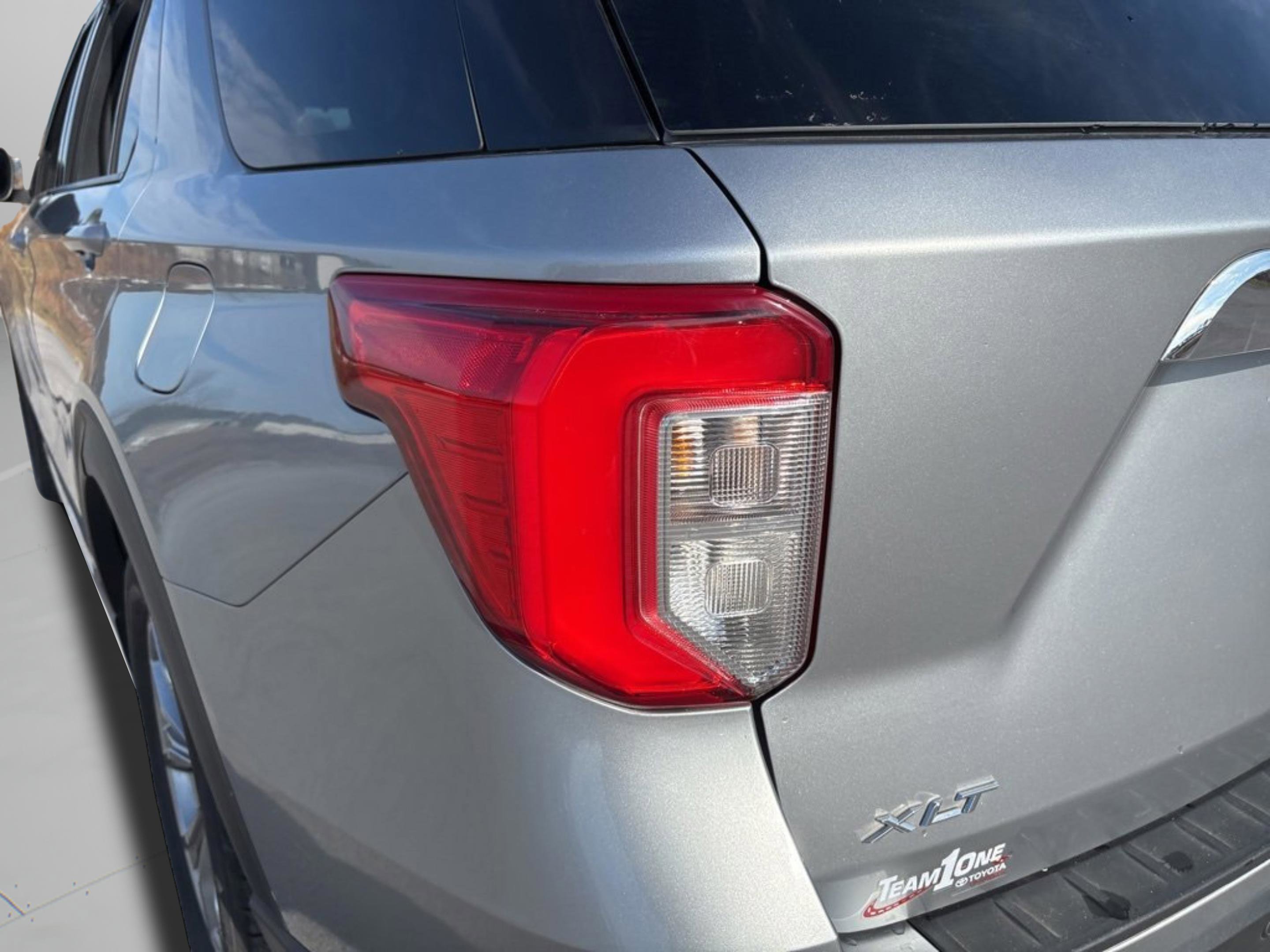 Used 2023 Ford Explorer XLT w/ Equipment Group 202A image 26