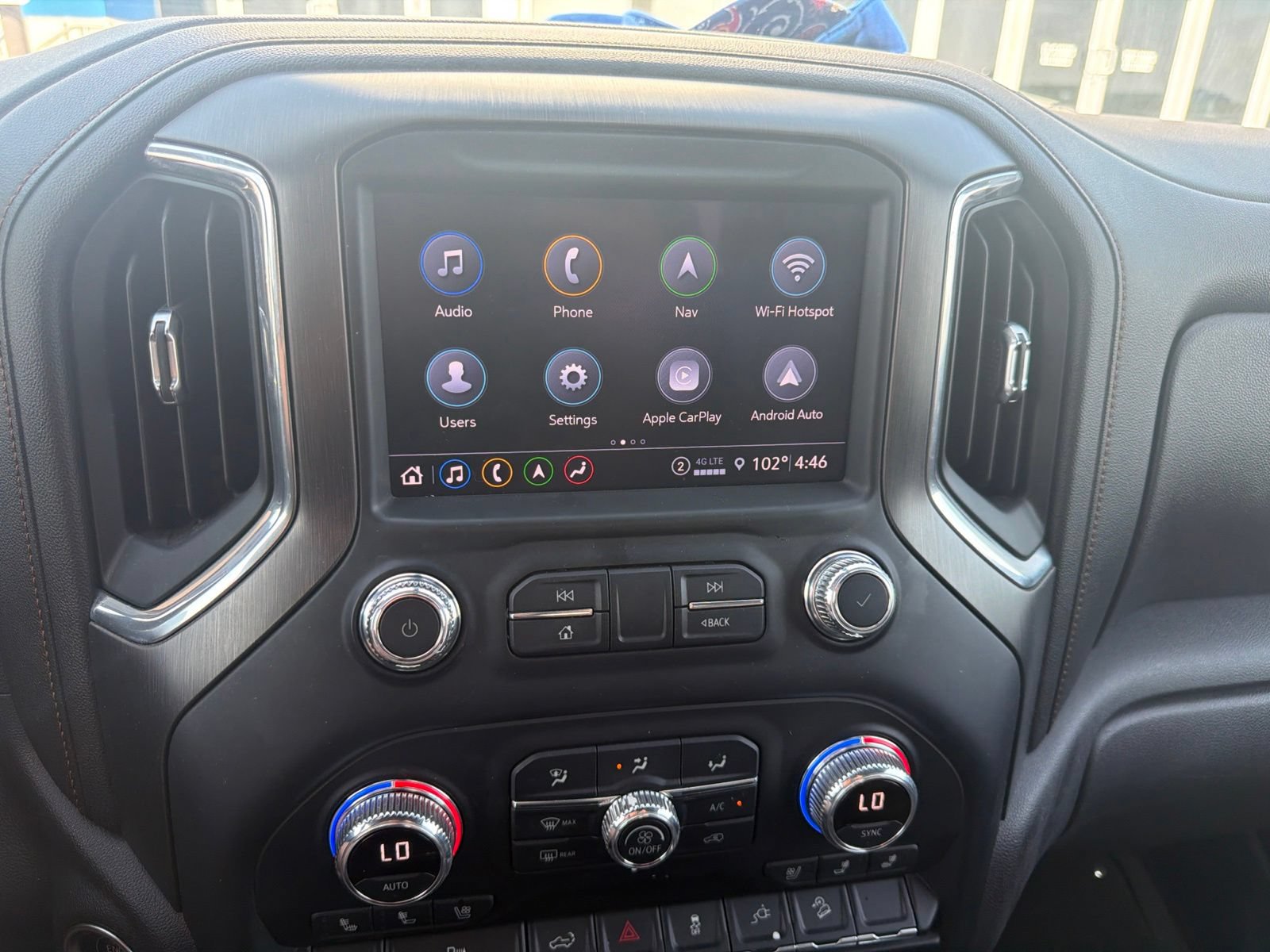 Used 2022 GMC Sierra 1500 AT4 w/ AT4 Premium Package AWD/4WD image 19