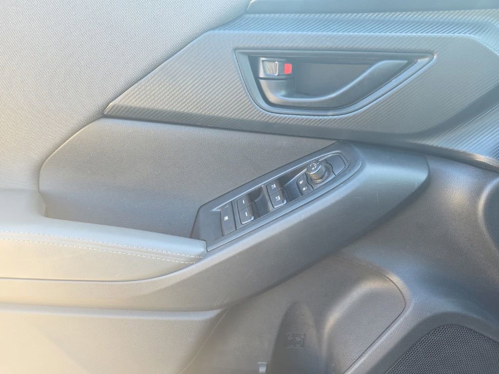 Used 2024 Subaru Crosstrek 2.0i Premium image 14