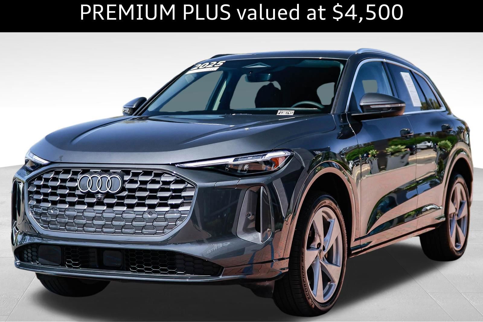 Certified 2025 Audi Q5 Premium Plus w/ Premium Plus image 3