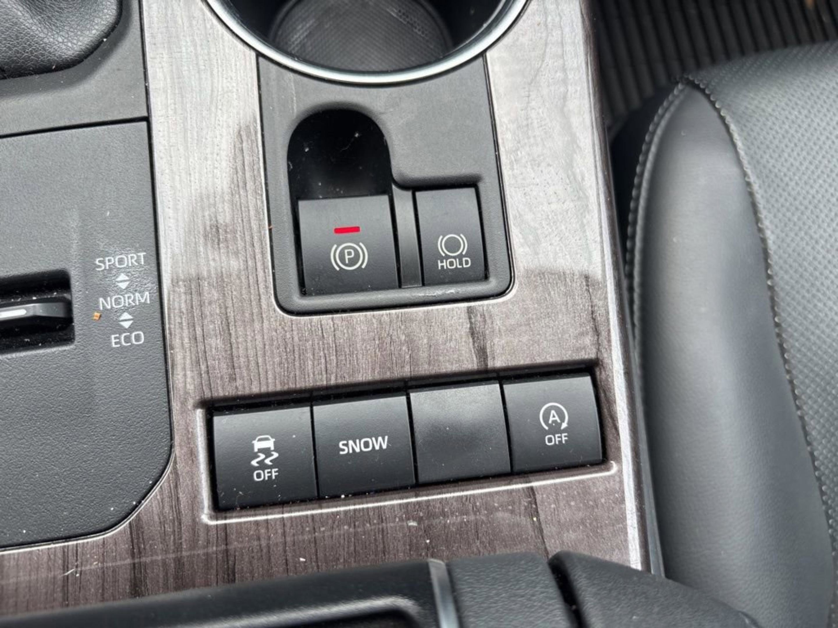 Used 2020 Toyota Highlander Limited image 22