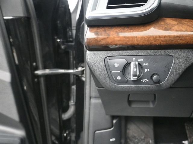 Used 2020 Audi Q5 2.0T Premium Plus image 21