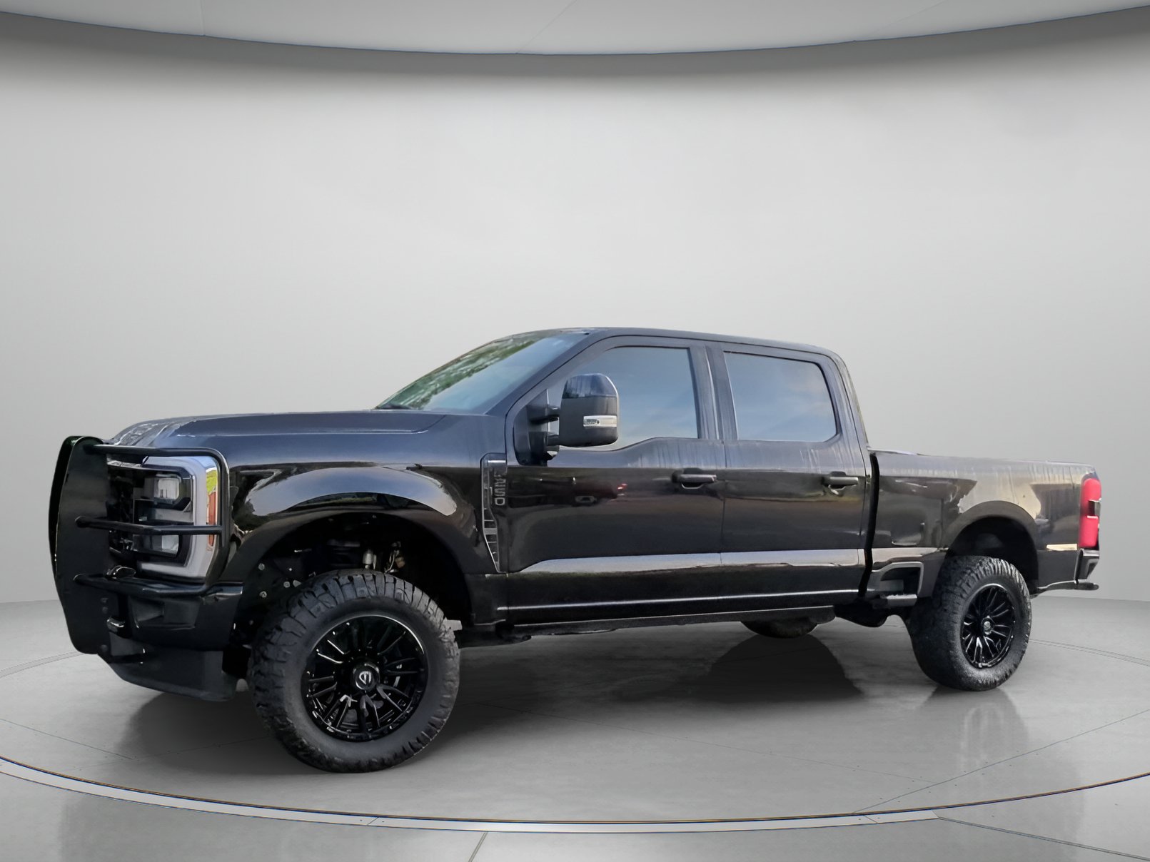 Used 2025 Ford F250 Lariat w/ Black Appearance Package AWD/4WD image 14