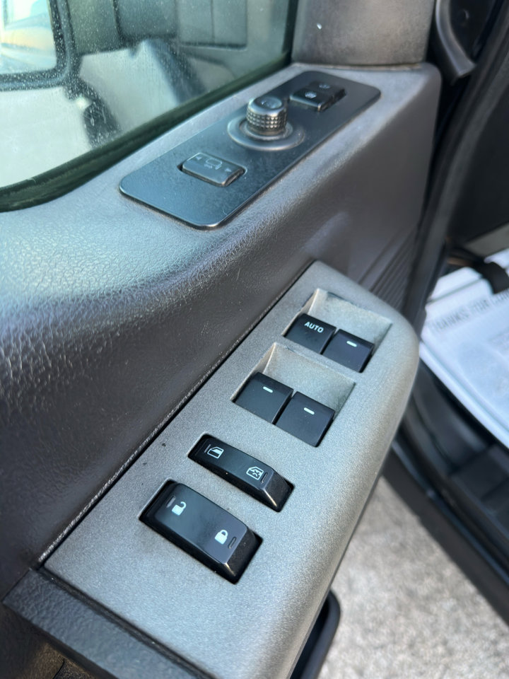 Used 2011 Ford F250 Lariat w/ Lariat Ultimate Pkg image 22