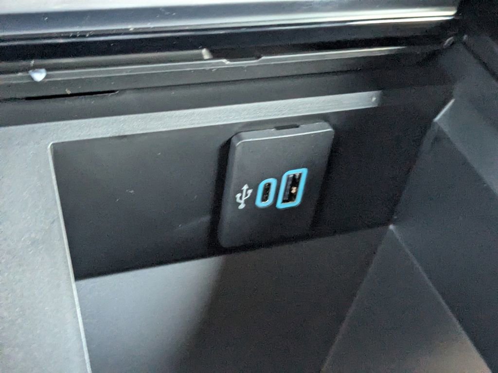 New 2026 Ford F350 Platinum w/ FX4 Off-Road Package image 24