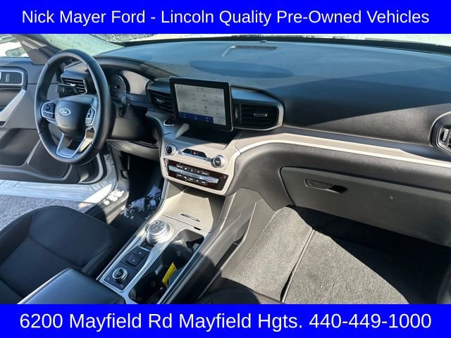 Certified 2023 Ford Explorer XLT w/ Class IV Trailer Tow Package image 27