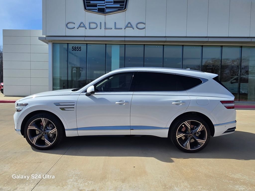 Used 2025 Genesis GV80 2.5T Prestige image 2