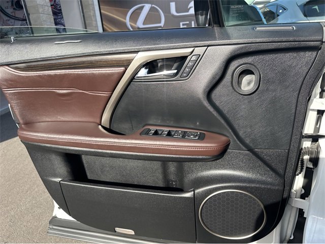 Used 2017 Lexus RX 450h AWD image 12