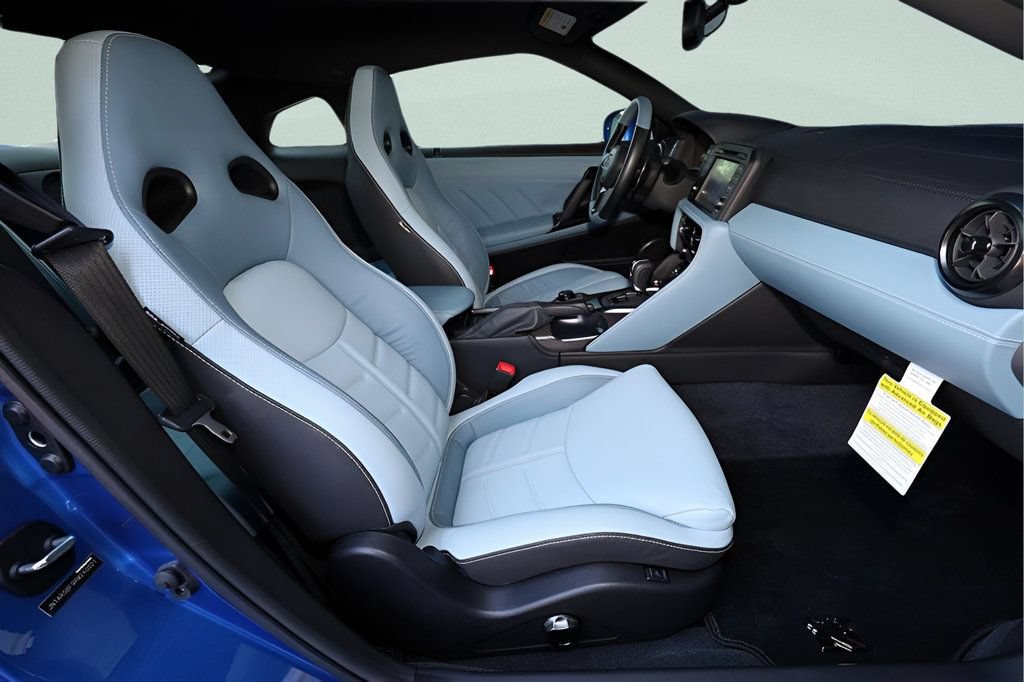 Used 2024 Nissan GT-R w/ Floor Mat Package AWD/4WD image 19