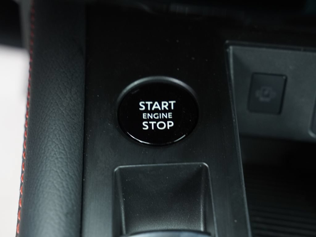 New 2026 Nissan Kicks SR FWD image 18
