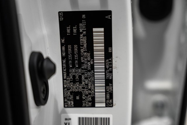 New 2026 Toyota Highlander Platinum image 42