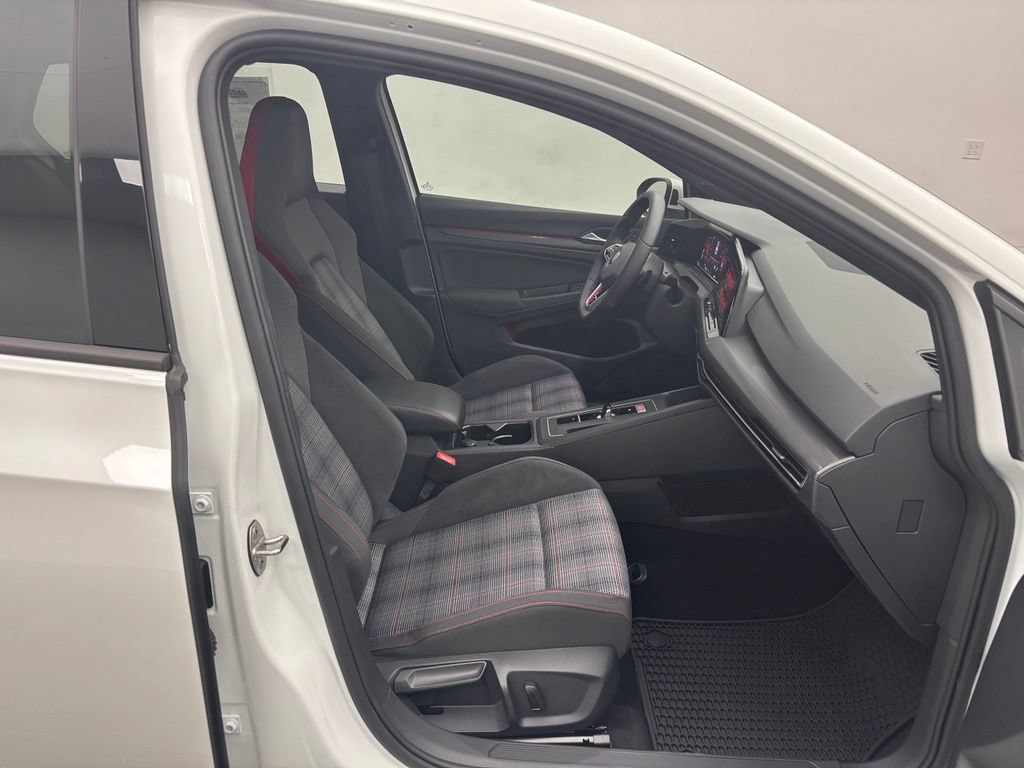 Used 2022 Volkswagen GTI SE w/ Black Wheel Package FWD image 29