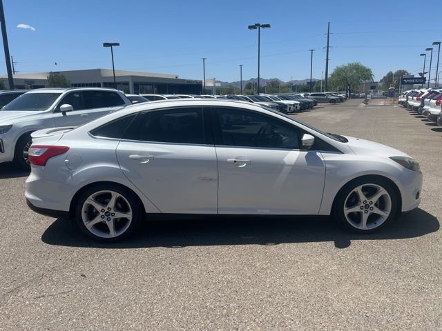 Used 2014 Ford Focus Titanium image 2