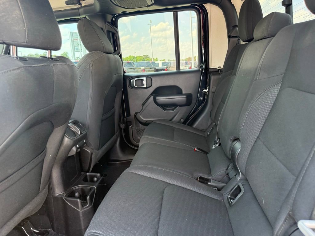 Used 2022 Jeep Gladiator Sport AWD/4WD image 21